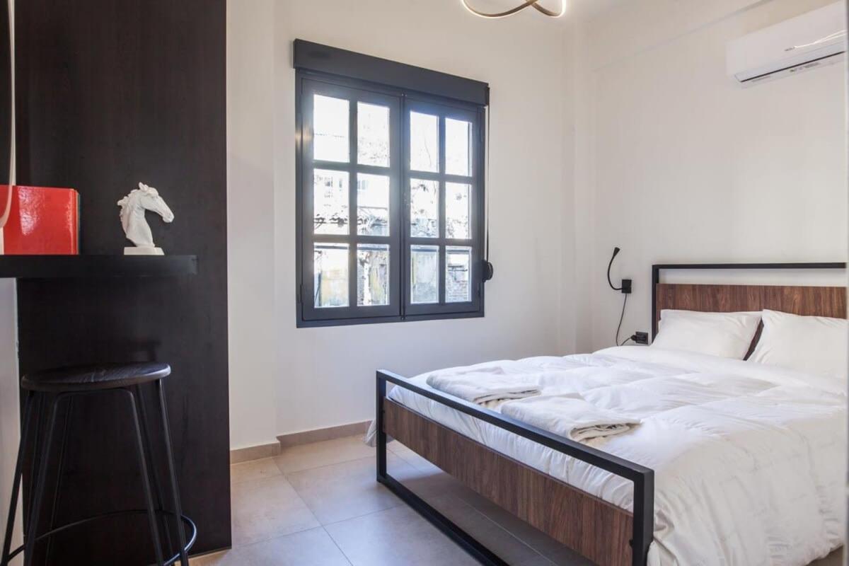 Beautiful Elegant Apartment Next To Monastiraki أثينا المظهر الخارجي الصورة