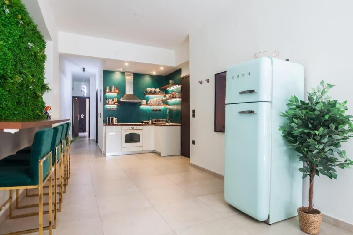 Beautiful Elegant Apartment Next To Monastiraki أثينا المظهر الخارجي الصورة