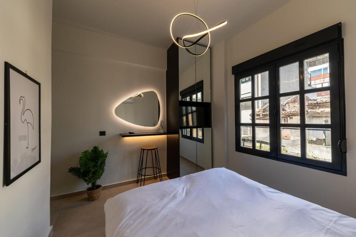 Beautiful Elegant Apartment Next To Monastiraki أثينا المظهر الخارجي الصورة